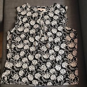 Sleeveless loft blouse with flutter sleeve